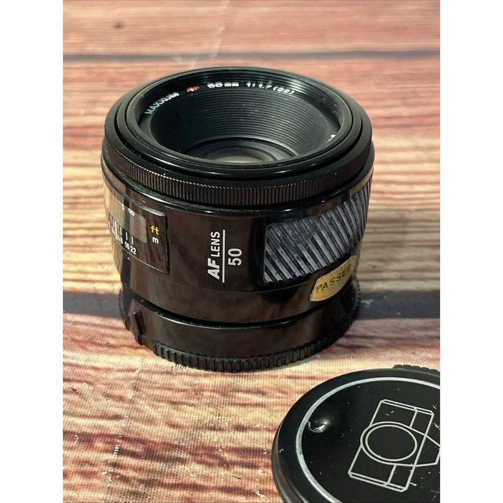 Minolta AF 50mm 1:1.7 Lens Maxxum 35mm SLR Film Lens W/ Caps - TESTED